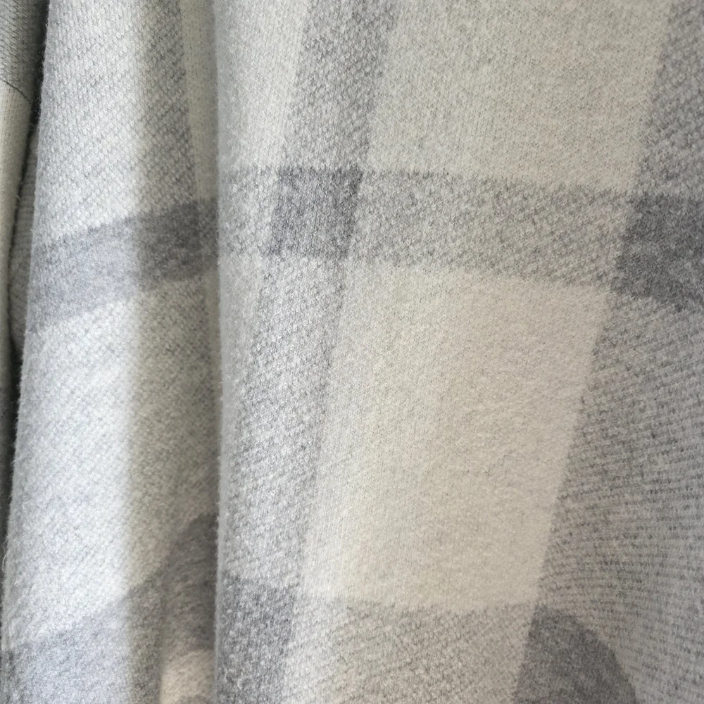 Banana Republic Soft Plaid Open-Front Cardigan – M/L
